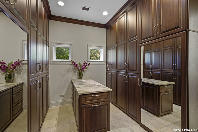 Image 37 of 90 For 52 Oakland Hills