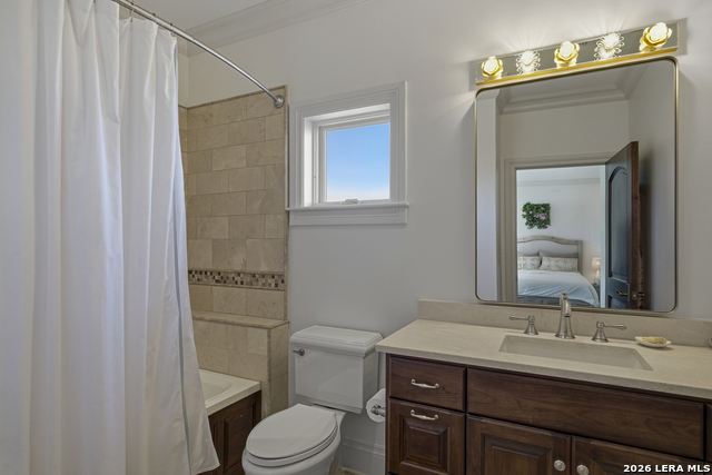 Image 47 of 90 For 52 Oakland Hills