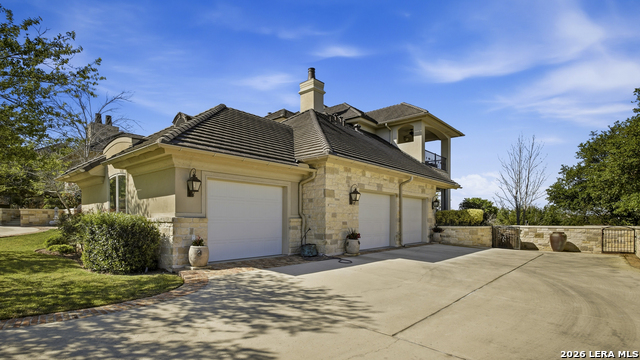 Image 5 of 90 For 52 Oakland Hills