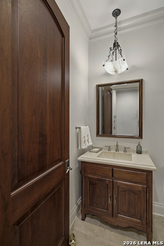 Image 64 of 90 For 52 Oakland Hills