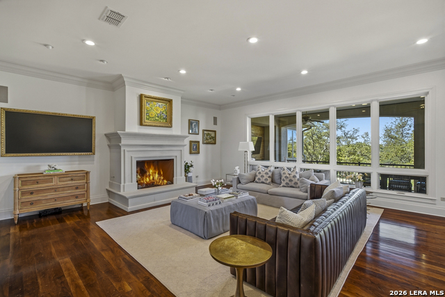 Image 9 of 90 For 52 Oakland Hills