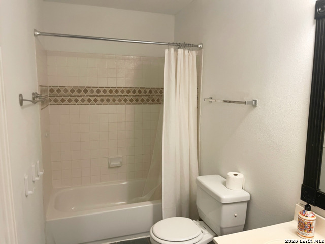 Image 10 of 19 For 10603 Cavelier Pt