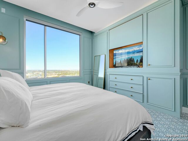 Image 16 of 39 For 610 Market St E 2816