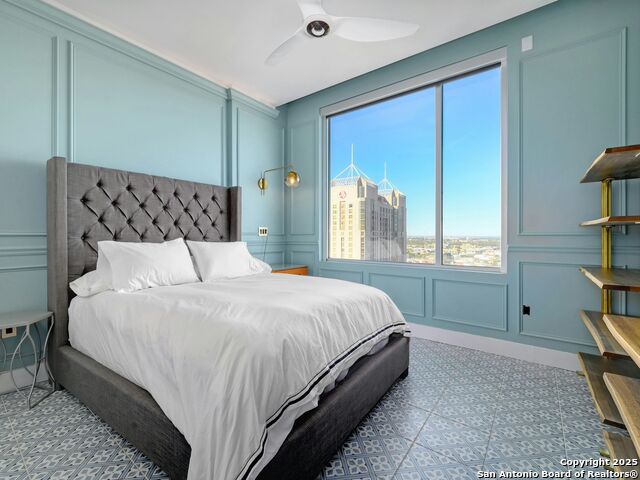 Image 21 of 39 For 610 Market St E 2816