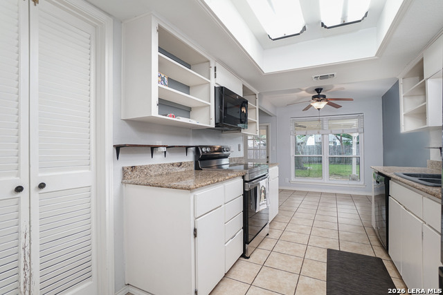 Image 12 of 26 For 2822 Burning Trail St