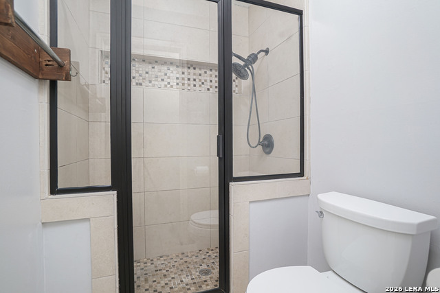 Image 22 of 26 For 2822 Burning Trail St