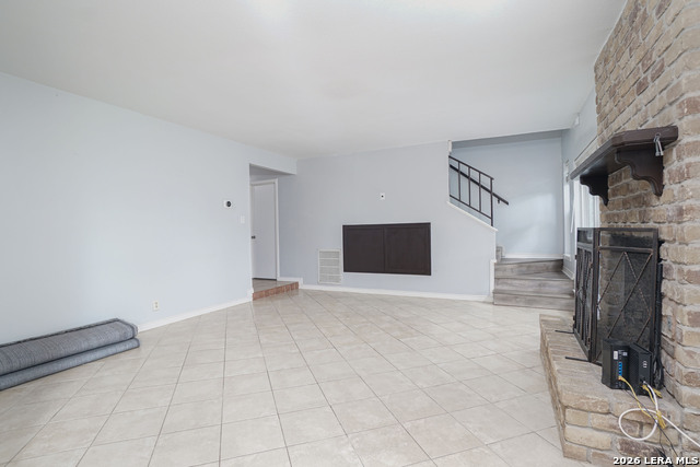 Image 8 of 26 For 2822 Burning Trail St