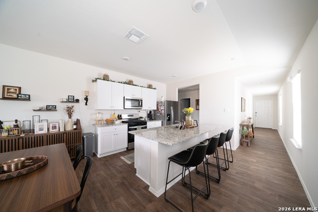 Image 5 of 25 For 168 Honors St