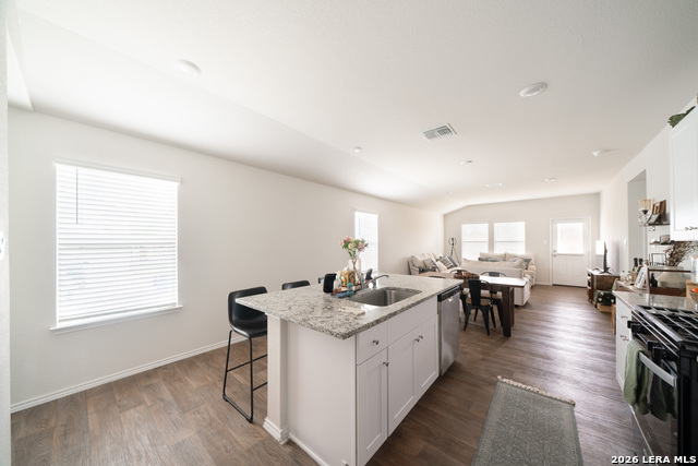 Image 9 of 25 For 168 Honors St