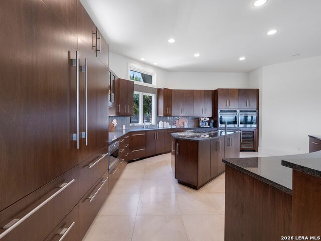Image 15 of 54 For 11 Davenport Ln