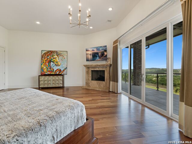 Image 20 of 54 For 11 Davenport Ln