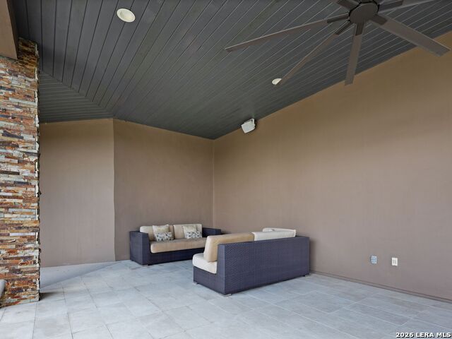 Image 43 of 54 For 11 Davenport Ln