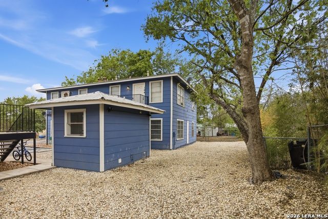 Image 4 of 21 For 209 Zilla St