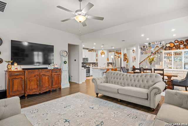 Image 9 of 33 For 2040 Market  