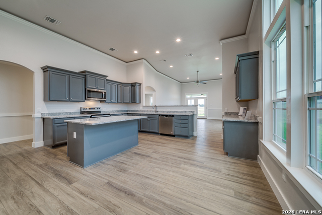 Image 4 of 12 For 130 Merion Ln