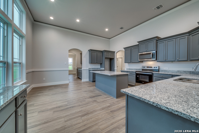 Image 5 of 12 For 130 Merion Ln