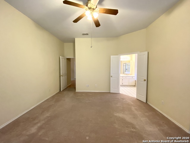 Image 17 of 31 For 6635 Shady Bend Dr