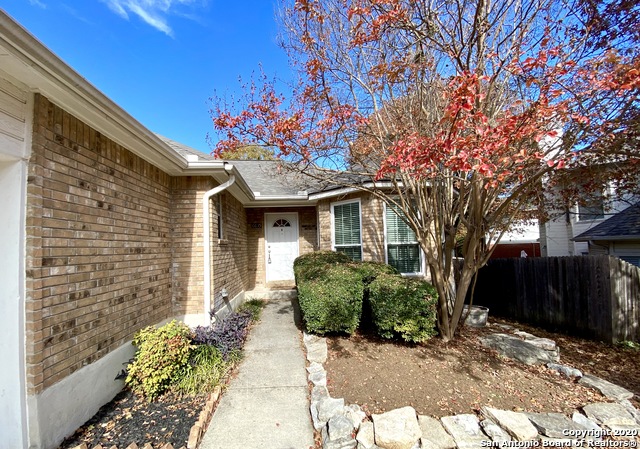 Image 2 of 31 For 6635 Shady Bend Dr