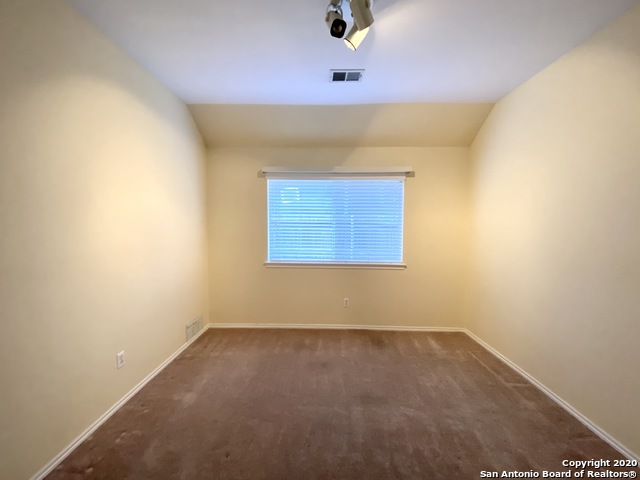 Image 23 of 31 For 6635 Shady Bend Dr