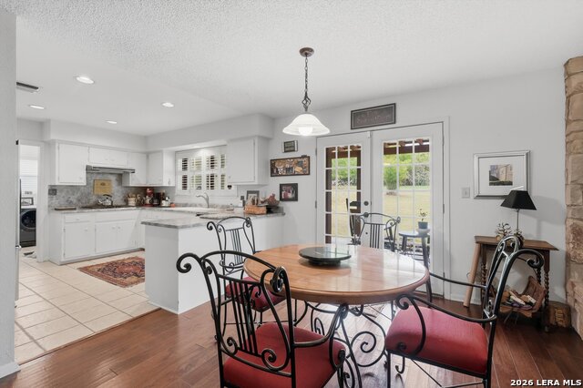 Image 14 of 24 For 414 Schryver St