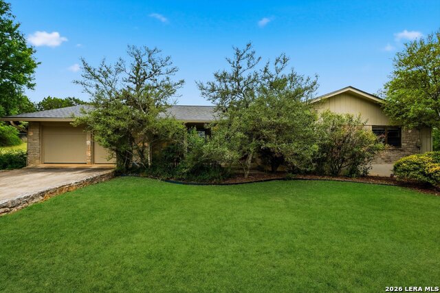 Image 2 of 24 For 414 Schryver St