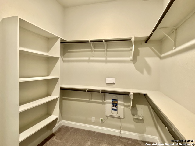 Image 18 of 39 For 24914 Resort Pkwy