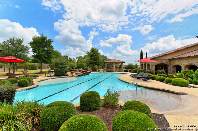 Image 25 of 39 For 24914 Resort Pkwy