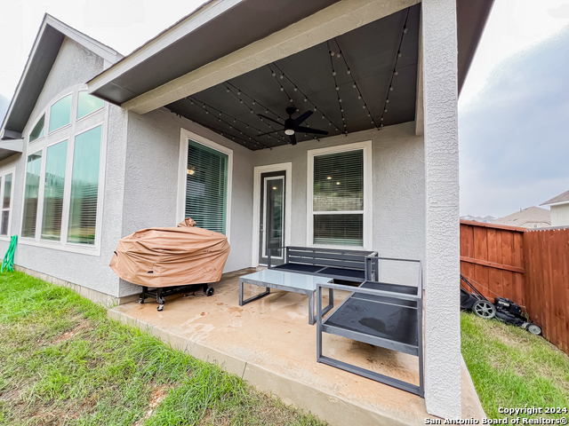 Image 27 of 39 For 24914 Resort Pkwy