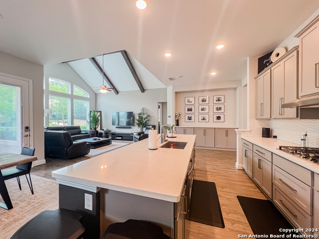 Image 3 of 39 For 24914 Resort Pkwy