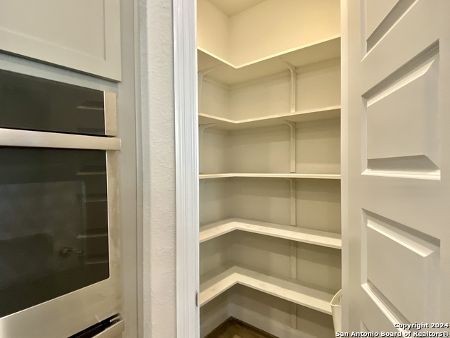 Image 34 of 39 For 24914 Resort Pkwy