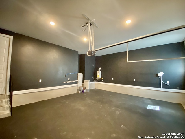 Image 36 of 39 For 24914 Resort Pkwy