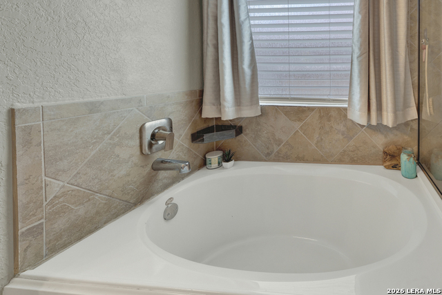 Image 25 of 43 For 1814 Logan Trl