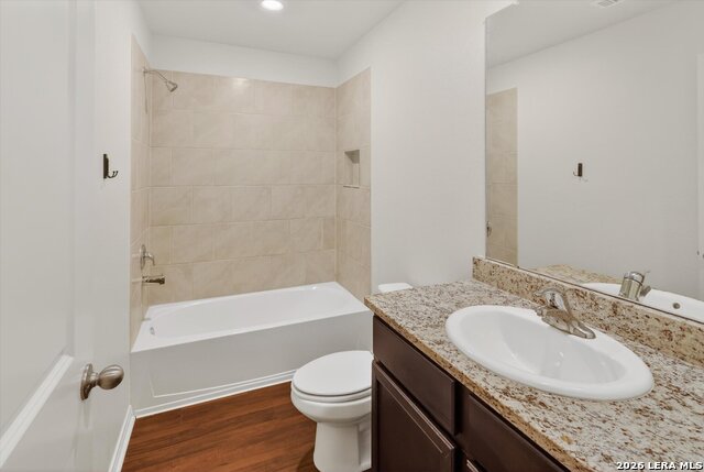 Image 19 of 22 For 3819 Leighton Hbr