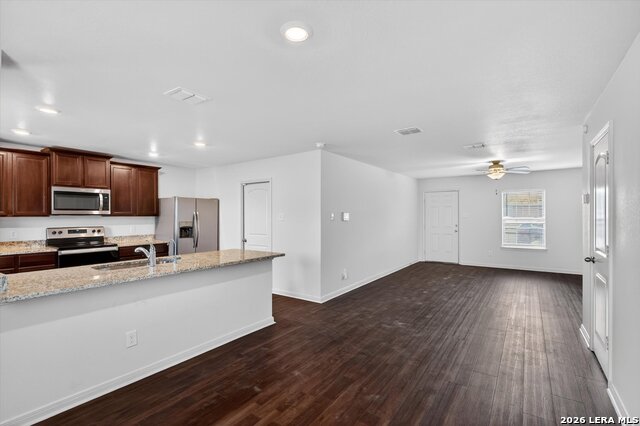 Image 7 of 22 For 3819 Leighton Hbr