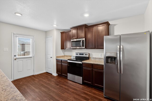 Image 8 of 22 For 3819 Leighton Hbr