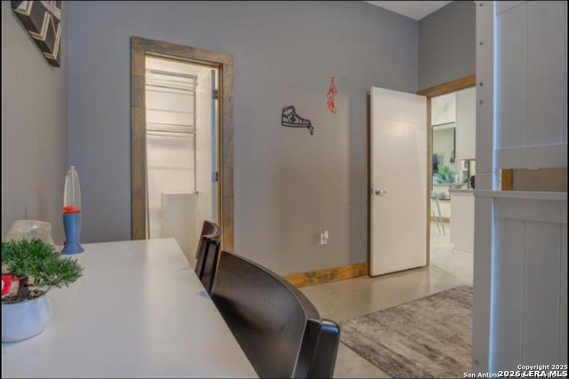 Image 8 of 15 For 1542 Alamo N Unit 203