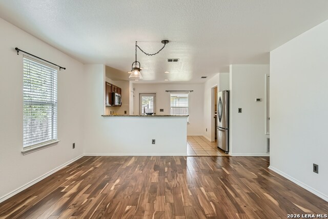 Image 7 of 23 For 803 Western Star