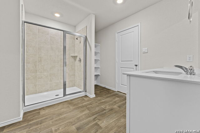 Image 28 of 31 For 5863 Cosmic Crisp