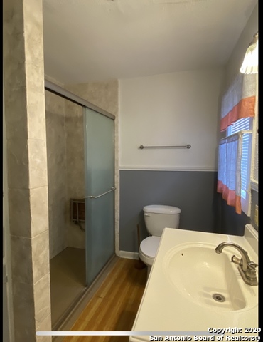 Image 5 of 11 For 1130 Sims Ave