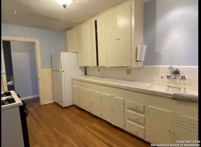 Image 8 of 11 For 1130 Sims Ave