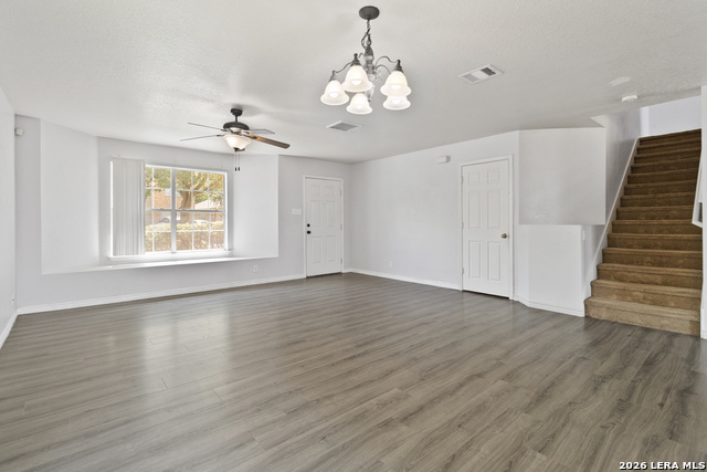 Image 2 of 26 For 6930 Pecan Fall