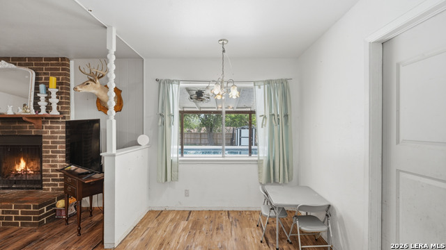 Image 20 of 39 For 7830 Village Oak Dr