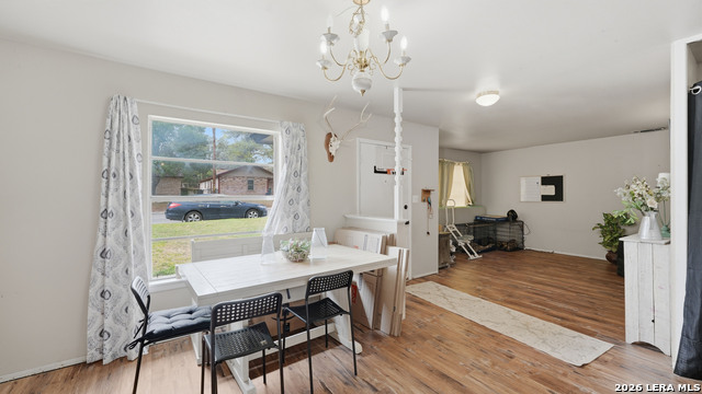 Image 25 of 39 For 7830 Village Oak Dr