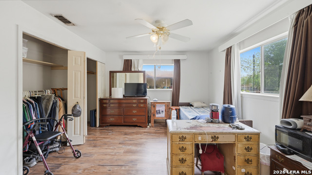 Image 37 of 39 For 7830 Village Oak Dr