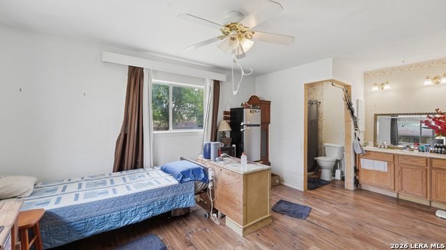 Image 38 of 39 For 7830 Village Oak Dr