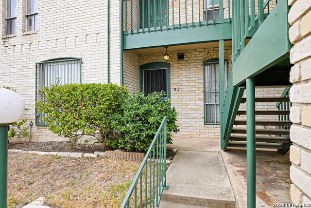 Image 18 of 22 For 9915 Powhatan  J3