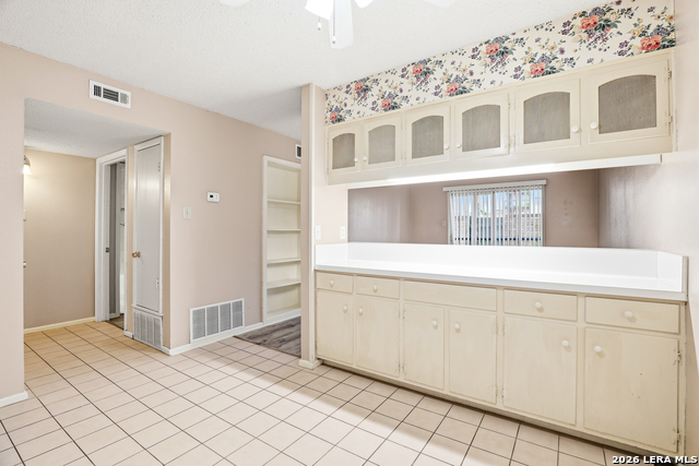 Image 2 of 22 For 9915 Powhatan  J3