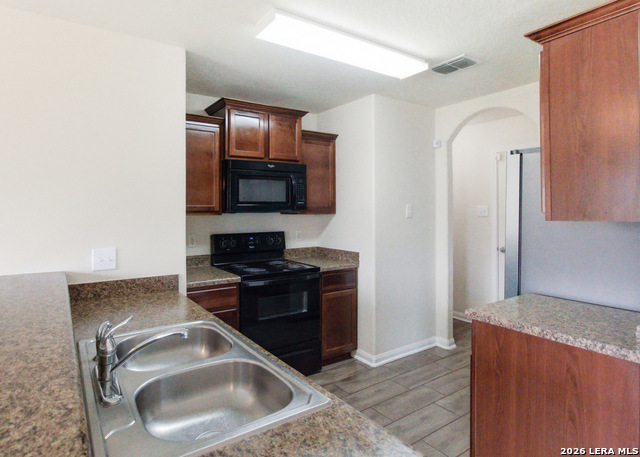 Image 11 of 27 For 6230 Lake Victoria St