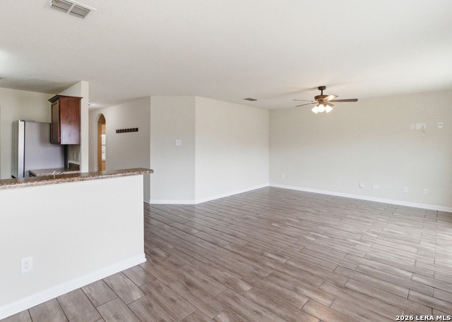 Image 13 of 27 For 6230 Lake Victoria St