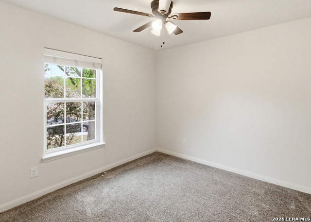 Image 19 of 27 For 6230 Lake Victoria St